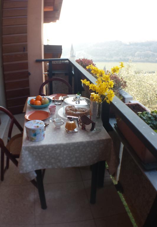 Olivella Bed and Breakfast Mezzane di Sotto Esterno foto